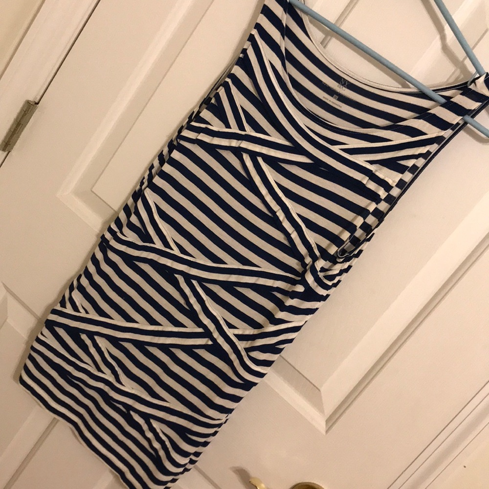 Blue and white tank